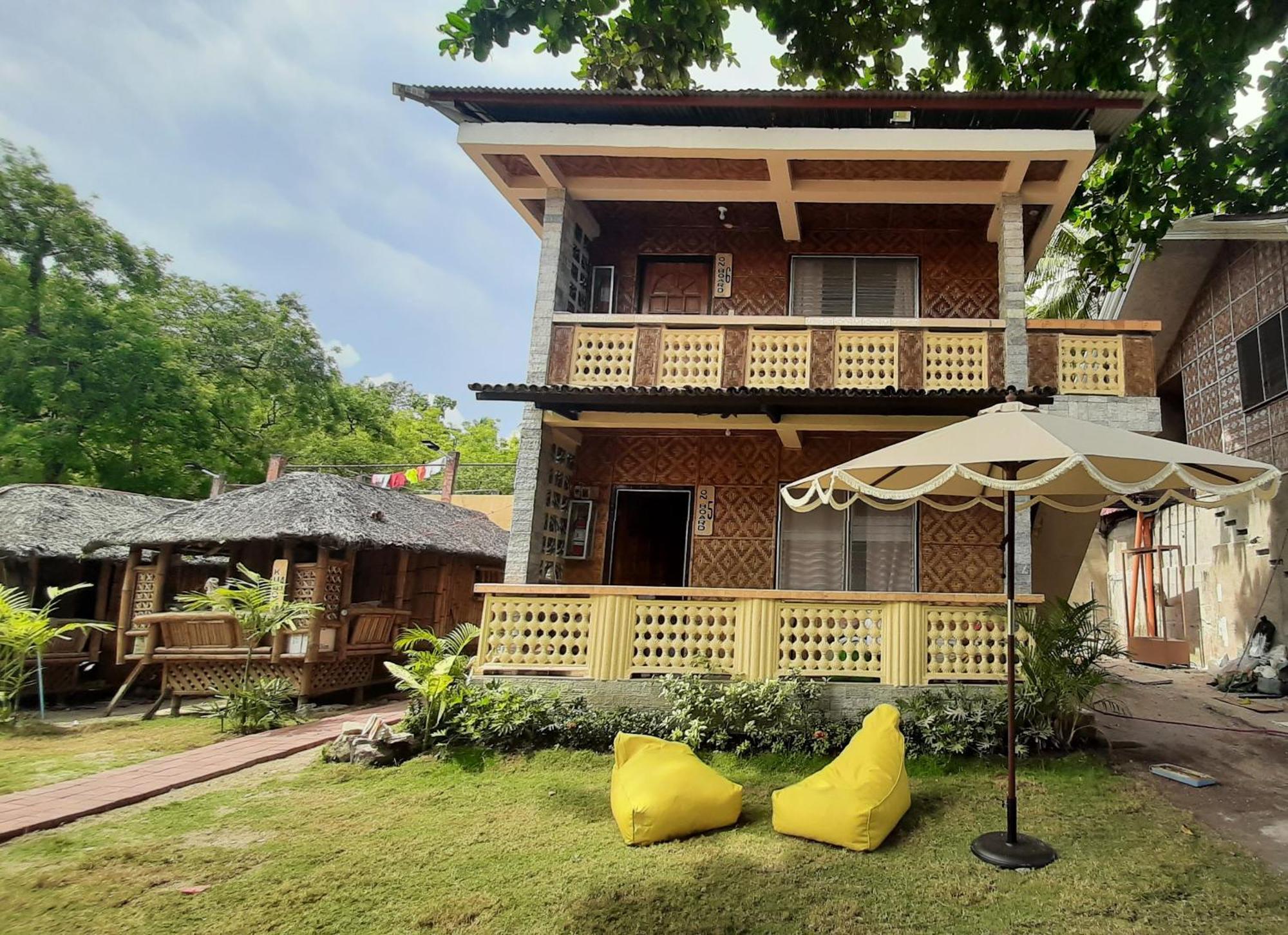 On Board Panglao Beach Hostel & Resort Dao  Eksteriør bilde